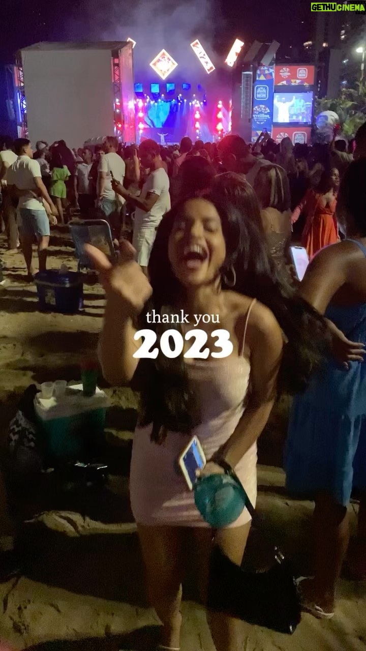Rayza Alcântara Instagram - Finalmente consegui fazer uma retrospectiva. 2023 foi o ano que perdi uma das pessoas que mais amo nessa vida, mas também foi o ano que me mostrou o quanto posso ser forte!🌟🤍