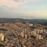 Rayza Alcântara Instagram - Sair da zona de conforto é necessário. A coragem está dentro de nós, basta enxergarmos.💪🏾