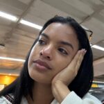 Rayza Alcântara Instagram – O que a vida quer da gente é coragem, e se der medo, vai com medo mesmo!🤍 São Paulo, Brazil