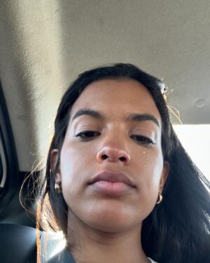 Rayza Alcântara Instagram - O que a vida quer da gente é coragem, e se der medo, vai com medo mesmo!🤍