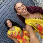 Rayza Alcântara Instagram - Sábado foi dia de matar a saudade dançando esse ritmo que pulsa nas minhas veias, o frevo que tanto amo do lado da minha dupla @mersonofc 🎊❤️ Eu amo meu Recife e amo minha cultura! O frevo me proporcionou tanta coisa legal, eu lembro da época que dançava pra ganhar 30 reais e sempre feliz, hahaha. Poço Da Panela