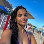 Rayza Alcântara Instagram - O início da semana foi do jeito que eu mais gosto!🌴☀️🤍 Recife - PE