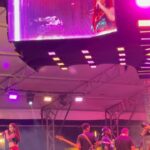 Rayza Alcântara Instagram - Assistindo o show o tempo todo e refletindo no quanto Anitta é poderosa, com certeza tem um pouco dela na mulher que sou hoje. Que momento! @ensaiosdaanitta 💜