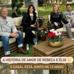 Rebeca Instagram - E quem esteve desse lado a assistir ?!? @sicoficial @sicinternacional.oficial @editoraespacial @gomes.elio
