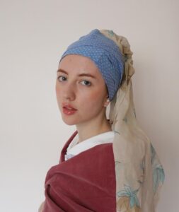 Rebecca Flint Instagram - RECREATING A MASTERPIECE 💫 using @photoshop Trying my hand at time travelling 🔎 I felt inspired to join this mysterious muse behind the frame over 358 years after she was first brought to life… JOHANNES VERMEER: GIRL WITH A PEARL EARRING also known as… A Tronie painted in the Turkish Fashion Portrait in an Antique Costume, uncommonly artistic Girl with a Turban Girl with a Pearl The Pearl ✨ Are you a fan of this painting? 🔎 Follow to see how I did it ✌️😊 #historyofart #classicalpainting #classicalart #arthistorian #arthistory #arthistorymemes #girlwithapearlearring #johannesvermeer #vermeer #girlwithpearlearring #pearls #mauritshuis #paintingtransformation #beforeandafter #photoshoppro #artdetails #artofdetails #classicalartdetails #artcloseup #closeuppainting #fineartdetail #17thcentury #1600s #1600sart #17thcenturyart