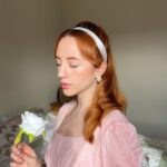 Rebecca Flint Instagram - all the things I DON’T regret purchasing in 2022 💫✨😮‍💨 #girlyfashion #vintagefashion #gunnesax #lauraashley #vintagelauraashley #classicalart