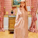 Rebecca Flint Instagram - see YOURSELF in art 🌸 The Wallace Collection