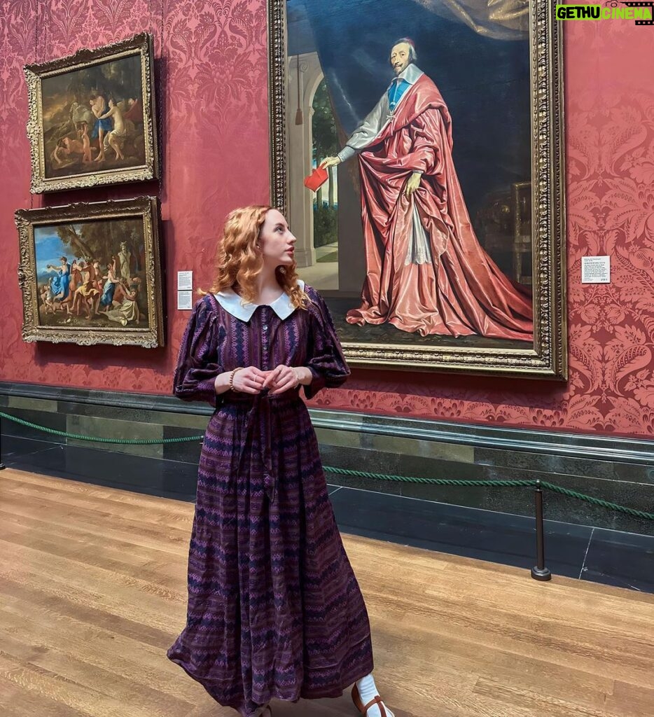 Rebecca Flint Instagram - I was desperately hunting down triple portraits across London, as there weren’t too many examples. There’s a famous triple portrait of Cardinal de Richelieu by Philippe de Champaigne - it’s part of the National Gallery’s collection, but when I turned up it was not on display 😶‍🌫 I did however find this large painting - I suppose one big one is better than three little ones? 🤔 Painted around 1642 🎨 #vintageprairiedress #70sprairiedress #prairiedressobsessed #prairiedress #charityshopfashion #edwardianfashion #modernvintage #vintagelinens #70sdress #70svintagedress #70sdressmaking #70sfashioninspiration #70sfashion #1960sstyle #1970s #70sstyle #vintagefrench #antiqueboutique #romanticvintagedress #ofwhimsicalmoments #romanticstyle #17thcenturyart #arthistory #historyofart #charlesi #kingcharlesi #nationalgallery #nationalgallery #1600sart #philippedechampaigne #cardinalderichelieu