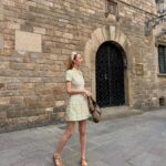 Rebecca Flint Instagram – this yellow drop waist vintage dress is an all time favourite – a lucky find vintage shopping from Tokyo this summer ☀️ if the weather is gorgeous I would wear it every day!