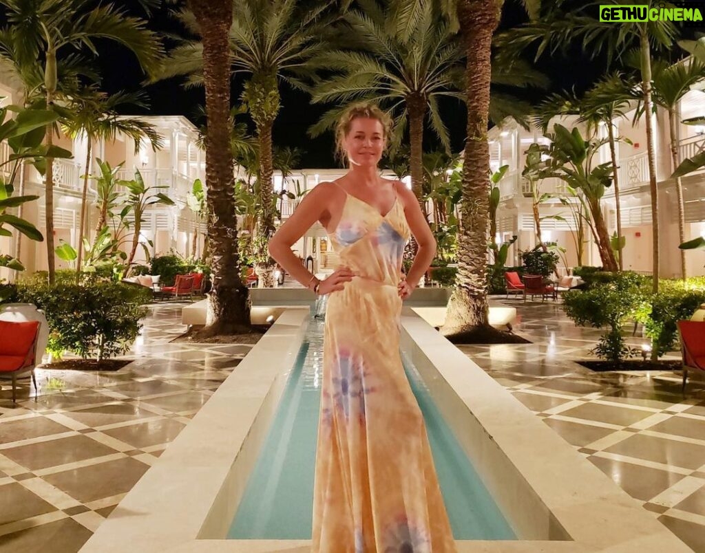 Rebecca Romijn Instagram - Ain’t no wedding like a destination wedding.