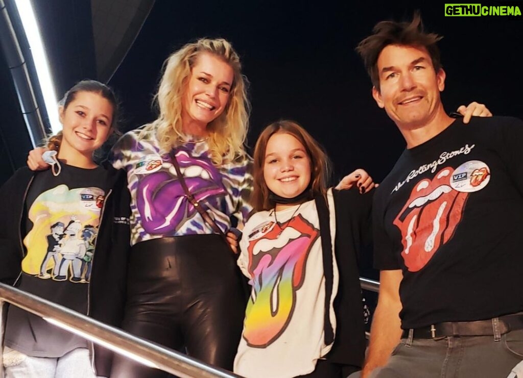 Rebecca Romijn Instagram - Rock n Roll bday with @therollingstones Thanks for the bday love everybody! Allegiant Stadium