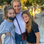 Rebecca Romijn Instagram - Sunday supper with the fam 📸 @mrjerryoc