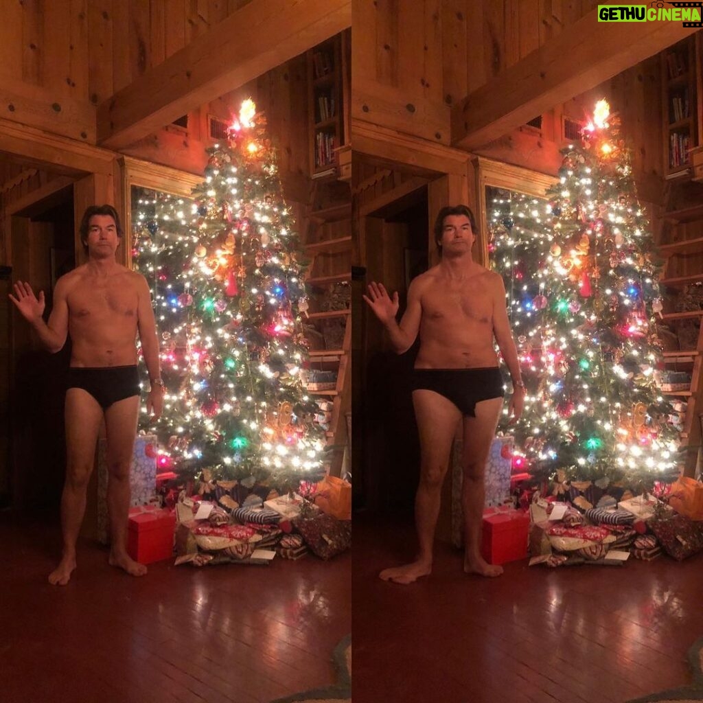 Rebecca Romijn Instagram - @mrjerryoc mom wanted a pic of him in front of our tree cuz we can’t celebrate together this year. Then @durhamwhitehouse tuned it in photoshop. Merry Xmas!!