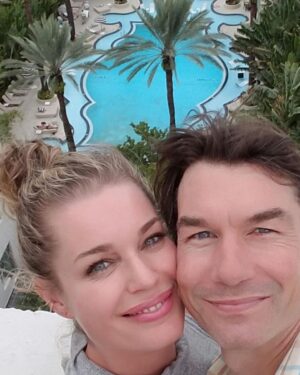 Rebecca Romijn Instagram - Happy 50th Bday @mrjerryoc !! We love you so much!!