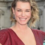Rebecca Romijn Instagram – Enterprise beamed us down to the London photo call for #StarTrek #StrangeNewWorlds launch of Season two! Dress: @steven_khalil
@maisonprivee_la
Shoes: @ricagno_
Jewelry: @unode50
@michelemariepr