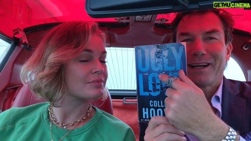 Rebecca Romijn Instagram - #cohobookstack Our review of UGLY LOVE by @colleenhoover