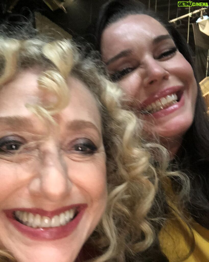 Rebecca Romijn Instagram - Yesterday on #StarTrekDay, it was a true honor to announce that the one and only, the great Carol Kane has joined the cast of #StrangeNewWorlds for season 2 🖖❤️