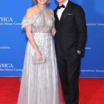 Rebecca Romijn Instagram – 🤍🤍🤍Dress: @Andrea_Leo_Couture
Shoes: @ginissimashoes
Earrings: @Mahrukh.Akuly.jewelry
Bracelets: @luventejewelry
Ring: @luventejewelry