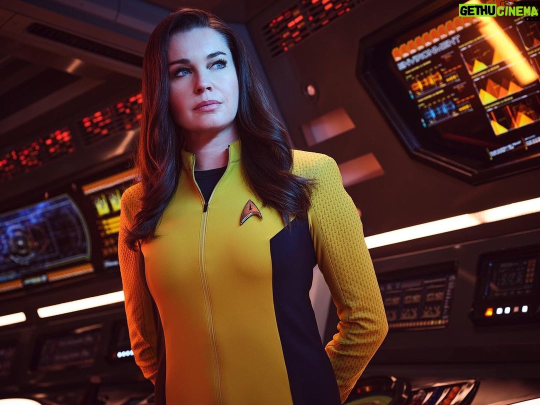 Rebecca Romijn Instagram - Wanna thank everyone for such kind words on “Ghosts of Illyria”. See you Thursday with a new one! #StrangeNewWorlds