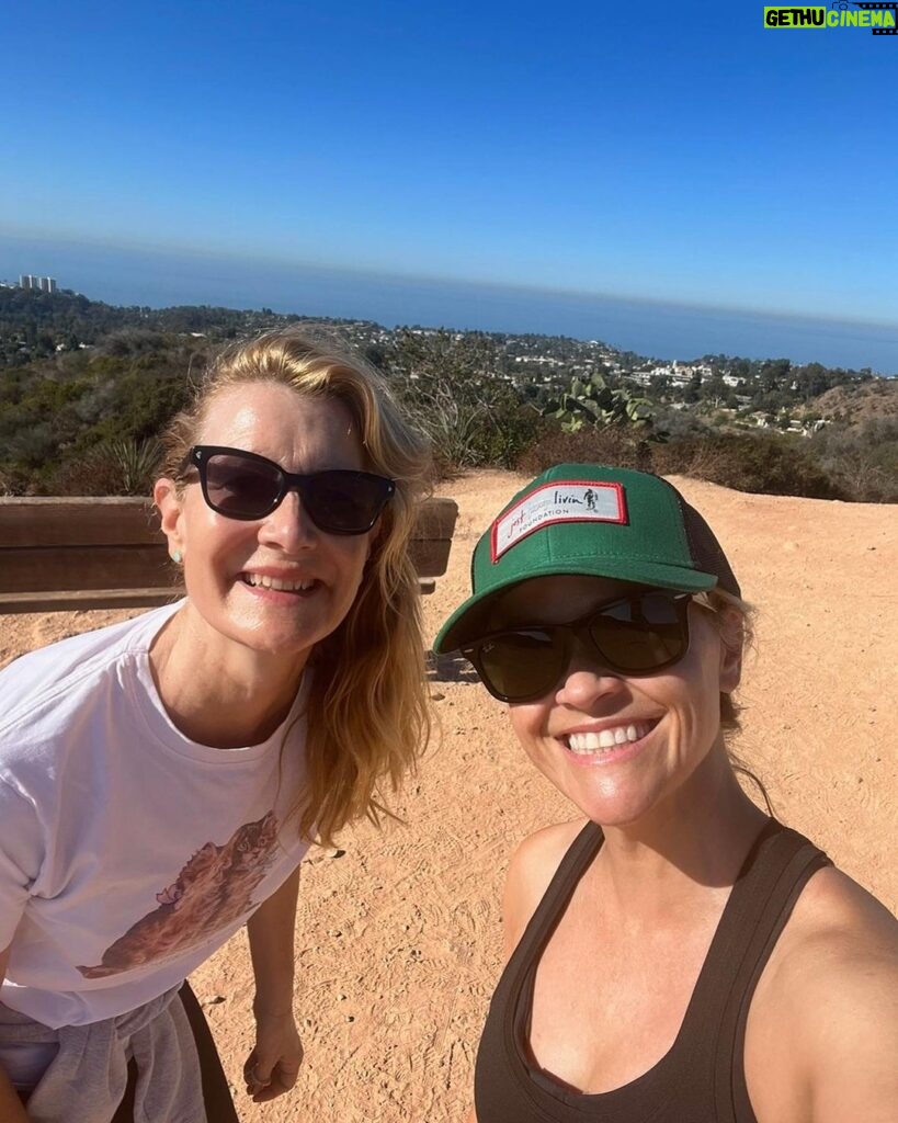 Reese Witherspoon Instagram - If you’re really lucky in your life .. you get to celebrate the birthday of your best friend that makes you laugh until you cry .. and then cry so hard , you laugh again. Happy Birthday @lauradern! You are so truly wonderful! 💕
