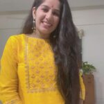 Reeta Mewada Instagram - Last night garba 💃🏻 look #garba #yellow #trending dress wearing @vishudh_life ❤️💃🏻