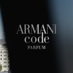 Regé-Jean Page Instagram - A night to remember in London ahead of launching the new ARMANI CODE fragrance in August. Super excited for you all to see everything we put together later this year!✨ . @giorgioarmani @armanibeauty @holly_macnaghten @carlosferraz_ #ArmaniBeauty #ArmaniCode