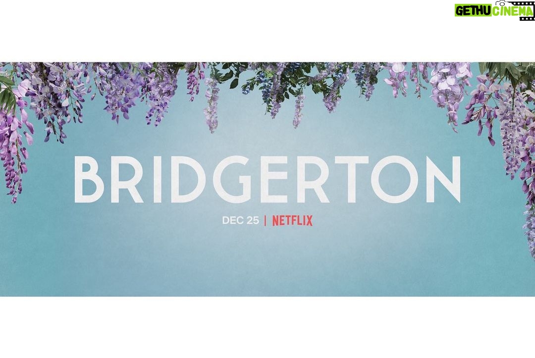 Regé-Jean Page Instagram - December 25th ✨🎄✨🎩✨🤎 #BridgertonNetflix . @bridgertonnetflix @netflix @shondaland @strongblacklead