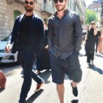 Regé-Jean Page Instagram - The boys are back in town. ❤️ (No, I’m not going back to the show btw - the papers made that one up.) But we had the best, and most stylish, catch up I’ve had in a while over some truly excellent Italian coffee and sunshine ☕️ . . . 📸 Patrick G/BACKGRID