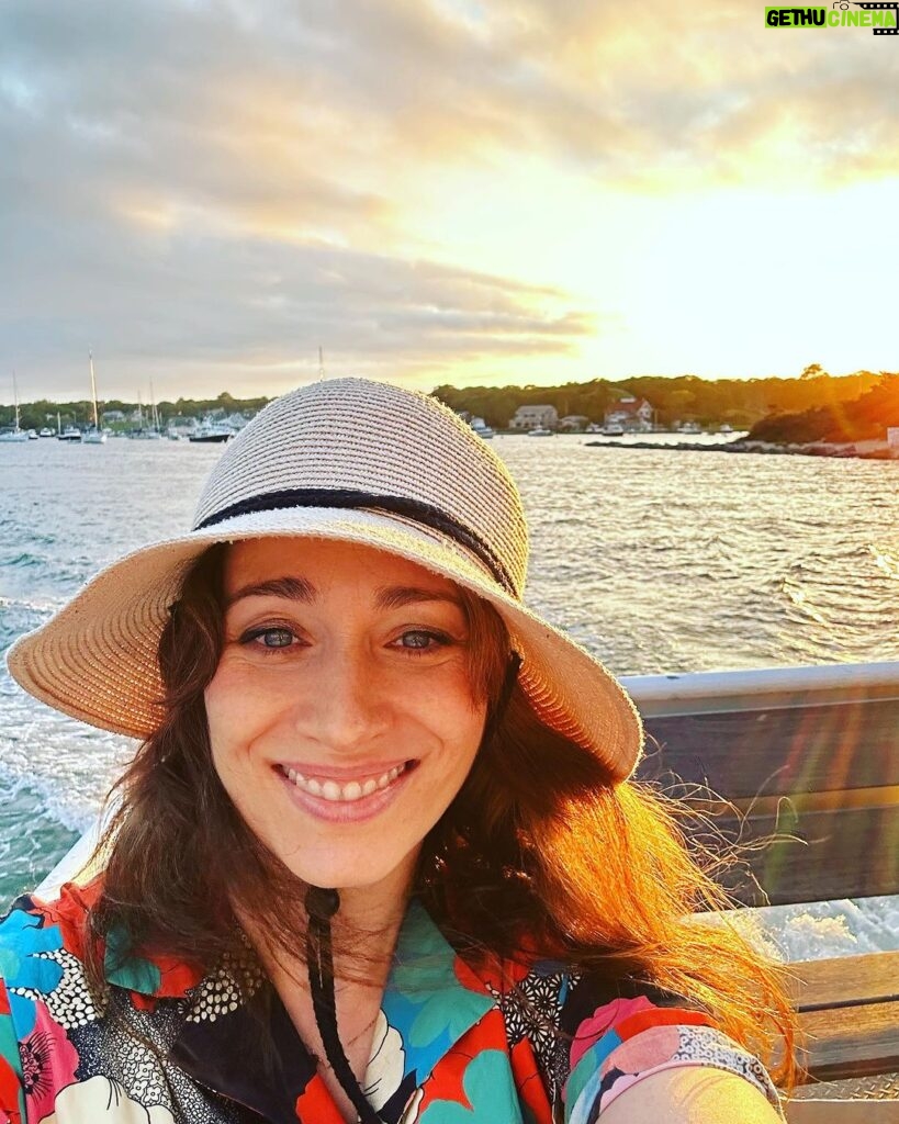 Regina Spektor Instagram - Thank you!!!!!! Martha’s Vineyard @beachroadweekend is a wonderful place to finish out a tour ❤️ Saying a very joyful see you next time to everyone who came out to the shows! What a summer! What audiences! What good vibes! Thank you for this #tour life - surrounded by great humans on great adventures! Sending warmest wishes and love to everyone! And now… I … CHILL 💤🎶💕🫠😎🥰💤💤💤 Stylin’: @orleenyc 👗: @oliphantdesign 👢: @drmartensofficial