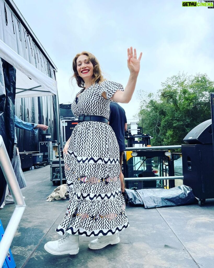 Regina Spektor Instagram - Thank you!!!!!! Martha’s Vineyard @beachroadweekend is a wonderful place to finish out a tour ❤️ Saying a very joyful see you next time to everyone who came out to the shows! What a summer! What audiences! What good vibes! Thank you for this #tour life - surrounded by great humans on great adventures! Sending warmest wishes and love to everyone! And now… I … CHILL 💤🎶💕🫠😎🥰💤💤💤 Stylin’: @orleenyc 👗: @oliphantdesign 👢: @drmartensofficial