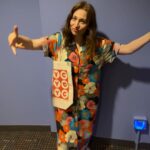 Regina Spektor Instagram - It was wonderful playing some songs and speaking with Kousha Navidar @haikousha on @allofitwnyc this afternoon! You can listen at the link in bio! Central Park @summerstage this Thursday, 8/24! West Hampton, 8/25 @whbpac! Drop song requests. Deep in the practice mode. 📸 with my new @wnyc tote by Simon Close. Yes, I love tote bags. Yes, I have a tote bag full of tote bags 🙈 #nyclife #justagirlandherbags #yesineedthem