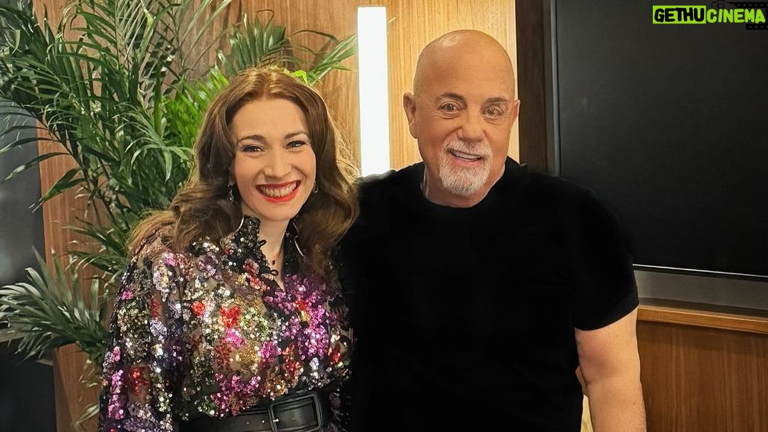 Regina Spektor Instagram - Happy New Year friends. I hope with all my heart that this is a better year. Please, 2024, step on up and bring us much needed peace, friendship, wisdom, compassion, tolerance, nuance, multitudes, magic, and of course, art and music. Music saves me every day. To get to spend new year with the people I love and with @billyjoel who is as warm and welcoming as he is brilliant- was just beyond. I will never forget it. I only wish my papa was alive to be there-to hug, and dance, and freak out with. But I am so grateful for all the good and the love and the time given. I know better days are ahead. I know wise words from the time of King Solomon are still true- “This, too, shall pass”. I hope with all my heart that the hostages return to their families and can have peace and healing after these harrowing and brutal months of being stolen away. I wait and will continue to wait. And remember. And pray. I hope that a new safety and peace can be found in a world that has been brutally torn. I hope that leaders worthy of us can come and lead us to peace. I hope our higher selves rise up and give us strength and guidance. This planet is built for healing. Everything heals with time. I remember the ones I miss. I remember the ones I lost. I remember the ones I have. I await those I’m yet to meet on this path. I love this world so much. And I love you. Stay strong, hopeful, healthy and brave. And thank you for being here. May we all get to do some good in the new year… ❤️🩹💙🕯️🎶 As always thank you to the incredible @shervinfoto for the memories and the love and the chocolate 🙌📷 Happy New Year 👊
