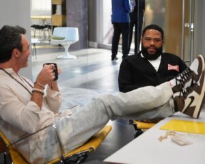 Reid Scott Instagram - #FlashbackFriday to some fun times on #blackish ! I really enjoyed filming with @anthonyanderson and the rest of the cast and team.

Watch the Farewell Season on Tuesday’s at 9:30/8:30c on ABC and Stream on Hulu. @blackishabc