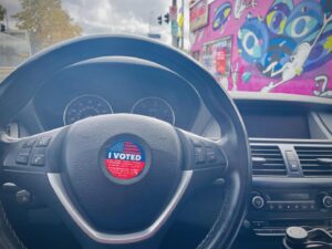 Reid Scott Instagram - Don’t you just love democracy? Did you vote today? #vote #usa #americavotes #rockthevote