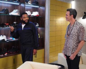 Reid Scott Instagram - #FlashbackFriday to some fun times on #blackish ! I really enjoyed filming with @anthonyanderson and the rest of the cast and team.

Watch the Farewell Season on Tuesday’s at 9:30/8:30c on ABC and Stream on Hulu. @blackishabc