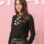 Reika Kirishima Instagram - CHANEL-DAKAR MetiersdArt Collection2022/2023 show ＆ party 投稿がちょっと遅くなりました。 刺激的で素敵な夜を ありがとうございました🖤 ジェニーちゃん可愛かった！ Thank you🙏 styling... @rena_semba makeup.. @fusakomakeup hair.... @kotaro__hair #chanel #CHANELMetiersdArt #chaneldakar 東京ビックサイト
