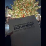Reika Kirishima Instagram - ポーランド映画祭2023🇵🇱 来日した巨匠イエジー・スコリモフスキ監督と 奥様のエヴァさん、アグニェシュカ・スモチンスカ監督と！スコリモフスキ監督ご夫妻とは約9年ぶり 3度目の再会で感激しました✨ アグニェシュカ監督の「ゆれる人魚」は以前に観ていたので お会いすることでき本当に嬉しかったです！ 今回観た「サイレント・ツインズ」も 胸が高鳴るセンスと世界観で まさに天才的な作品でした♪ まだご覧になっていない方は 是非チェックしてほしいです⭐︎ とても貴重で素晴らしい出会いと ご縁に夢のような夜でした✨ いつも本当に素敵な機会を作って下さる @valeria_movie さん、 @eigano.kuni さん本当にありがとうございます🙏 感謝の気持ちでいっぱいです♡ #ポーランド映画祭2023 #JerzySkolimowski #AgnieszkaSmoczynska Ebisu Garden Cinema