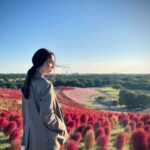 Reika Kirishima Instagram – ほとんどの出会いは
点と線みたいなもので
ある映画のように
後に面白いくらいに伏線が回収される。
そう深く感じることが多いこの数年。
そしてその伏線が回収されたとき、
自分は何に気づくことができるのか。
ストン、と腑に落ちたとき、
自分の中の何かが光り輝き出す。
一つ一つを見逃さないように外側も内側も
見つめ直すことの大切さを
改めて思うのでした。
残り約2ヶ月、楽しみながら来年の準備♪

#relax
#perfect ひたちなか海浜公園