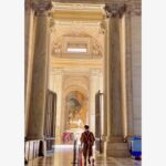Reika Kirishima Instagram - 5年ぶりのローマ🇮🇹 2度目のVatican⭐︎ ローマを訪れて遺跡に魅了され 近い将来、 他の国の遺跡巡りもできたらいいなぁ♪ なんて思っております。 そして テルミニ駅は今回で 慣れて覚えて帰って来た…はず？ #italy #roma #vatican #vaticancity #汗だくでボサボサ #方向音痴 Roma, Italia / Rome, Italy