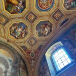 Reika Kirishima Instagram - 5年ぶりのローマ🇮🇹 2度目のVatican⭐︎ ローマを訪れて遺跡に魅了され 近い将来、 他の国の遺跡巡りもできたらいいなぁ♪ なんて思っております。 そして テルミニ駅は今回で 慣れて覚えて帰って来た…はず？ #italy #roma #vatican #vaticancity #汗だくでボサボサ #方向音痴 Roma, Italia / Rome, Italy