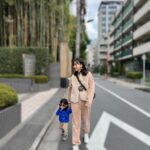 Reina Ikehata Instagram - 今年剩下一天了🧸好快喔⋯ 全身穿了米色的衣服好像看起來熊一樣的呢🐻哈 今年もあと1日で終わり🐻 珍しいベージュコーデで年末の買い出しです🎍