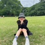 Reina Ikehata Instagram - 今はまだ、母の日なんてわかっていないと思うけど、、、、 いつか大きくなったとき、毎年母の日だけで良いからママの事だけを思ってくれたら嬉しいな、、、、なんてワガママを言ってみたくなるわけです。 世界中のママさんたち、いつもお疲れ様です🙂 はっぴーまざーずでい🩷 現在我的兒子們不懂母親節，但是⋯你們懂母親節的時候只有這一天就好⋯媽咪希望你們想到只媽咪的事好嗎？🥹 全天下的媽媽們母親節快樂👩🩷 #母親節 #母親節快樂 #happymothersday #momofboys #momoftwoboys #兄弟ママ #男の子ママ #ママコーデ #兄弟コーデ #男の子ファッション #キッズファッション #キッズファッション男の子 #母の日