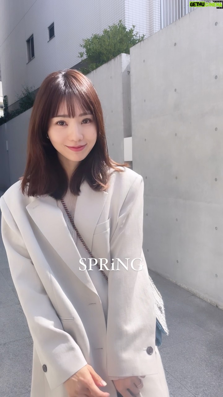 Reina Ikehata Instagram - ジャケット1枚で過ごせる季節、嬉しい☺️ @whimgazette_official のジャケット、オーバーサイズが可愛くてお気に入りです❤️ 本日は、朝からWBCの興奮が収まらず、、、、、 日本代表選手の皆さん、関係者の皆さん、本当に沢山の感動をありがとうございました🥺 本当に本当に、お疲れ様でした‼︎‼︎‼︎ 日本春天來了~~~🌸 只穿薄薄的外套就可以出門了!! 在@whimgazette_official 買的外套,酷酷的造型蠻喜歡的🥰 今天早上有WBC最後的比賽⋯⋯真的真的真的蠻感動的~~ 日本終於第一名了~~真的恭喜日本球隊的大家!! 真的感謝你們給我們看到美好的結局⚾️ 恭喜恭喜恭喜~~~~~~辛苦大家了~🥺❤️ #wbc #wbc2023 #whimgazette #spring #springfashion #momofboys #momoftwoboys #momfashion #chanel