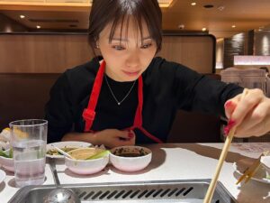 Reina Ikehata Instagram - 新年快樂🩶
身體健康，萬事順利，幸福快樂美滿的過日子喔🩶