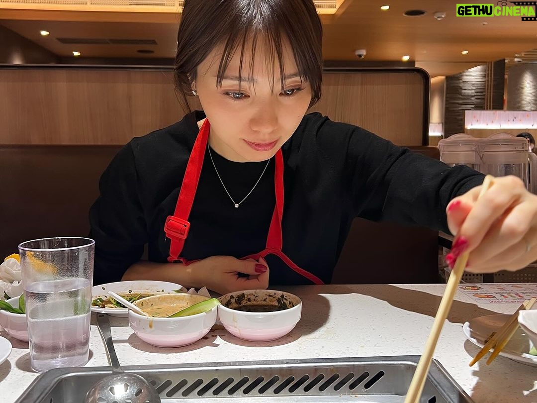 Reina Ikehata - 1.1K Likes - 新年快樂🩶
身體健康,萬事順利,幸福快樂美滿的過日子喔🩶