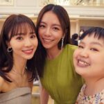 Reina Ikehata Instagram - 非常開心終於回到台灣了⋯ 參加最美麗的 @dewichien 的婚禮，看到妳我就哭了😢 恭喜 @dewichien ～太美了❤️ 非常非常感謝你們出現在我的台灣的青春裡 在台灣我的開心幸福快樂的時刻裡都有你們。終於見到你們⋯真的感動、想起來好多好多事情🥲 我馬上回來喔🥹 4年ぶりの台湾。 大切な大切な台湾の友人の結婚式。 台湾の青春時代を共に過ごしてきた大切な大切な仲間たちとの日々、、、、変わらないみんなとの時間を4年ぶりに過ごせて幸せだった〜🥲 幸せな時間をありがとう😊 dewi、本当におめでとう💓 またすぐに台湾でね😍