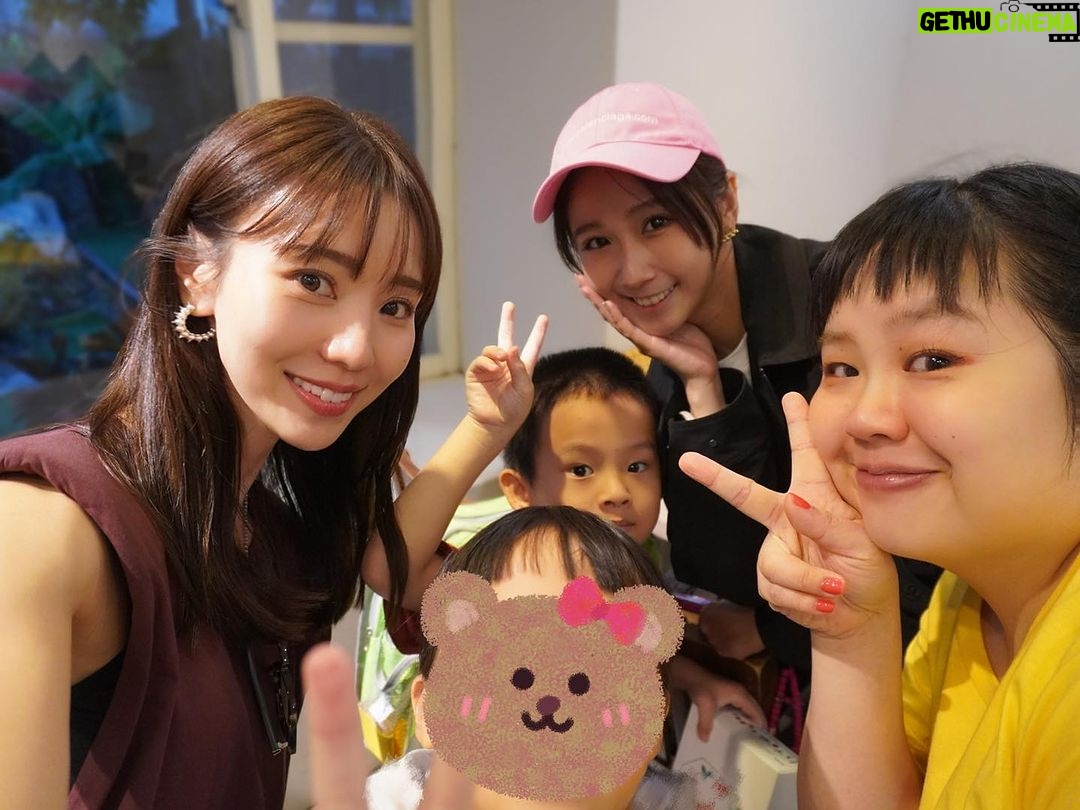 Reina Ikehata Instagram - 時間過得好快 上次看到志友兒子是寶寶的時候,不知不覺變得帥哥了🥺 可惜楊楊爸爸 @johnny__bms 忙著拍戲不在這裡⋯哭哭🥲哈 時の流れって本当にはやい。 赤ちゃんだった友達の息子くんが、あっという間にイケメン君になってたよ〜 パパはドラマ撮影にて参加できず残念...🥲台湾で一緒に青春ドラマの撮影をしていたファミリーとの再会🩶 #台灣 #台北 #taiwan #taipei