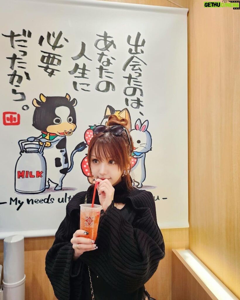 Reina Tanaka Instagram - . 鎌倉で食べ歩きしたっちゃけど おいしかった甘い物たち🍠🍓 ・‥…━━━☞・‥…━━━☞ #鎌倉 #鎌倉観光 #食べ歩きスイーツ