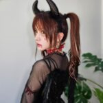 Reina Tanaka Instagram - . 羽はえてます🪶 空は飛べません。 🖤🧡🖤はっぴーはろうぃん🖤🧡🖤 ・‥…━━━☞・‥…━━━☞ #ハロウィン #ハッピーハロウィン #ゾンビメイク #仮装