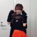 Reina Tanaka Instagram - . スカートに原色持ってくるだけで こんなに華やかになります🧡🧡🧡 @meemselect きのう？今日？に発表されましたが 11月28日（火）に横浜アリーナにて開催される 『モーニング娘。'23 コンサートツアー秋 「Neverending Shine Show」 SPECIAL』にゲスト出演することになりました！🎤✧ またまたOG集結だ✊🏻 ̖́-‬💕 ・‥…━━━☞・‥…━━━☞ #れーなこーで #ミームセレクト #meemselect #WEGO